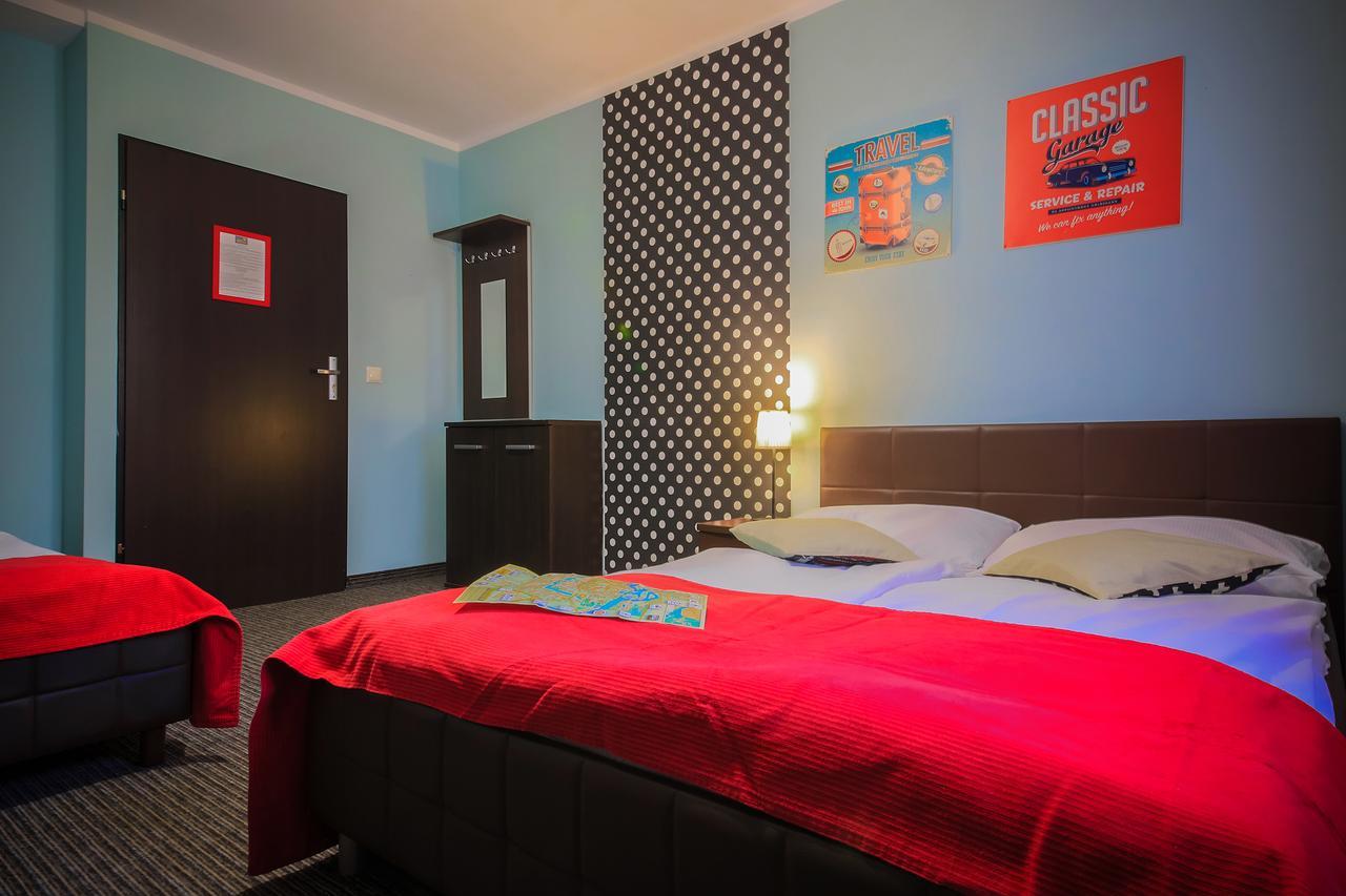 Glow Hostel Вроцлав Экстерьер фото