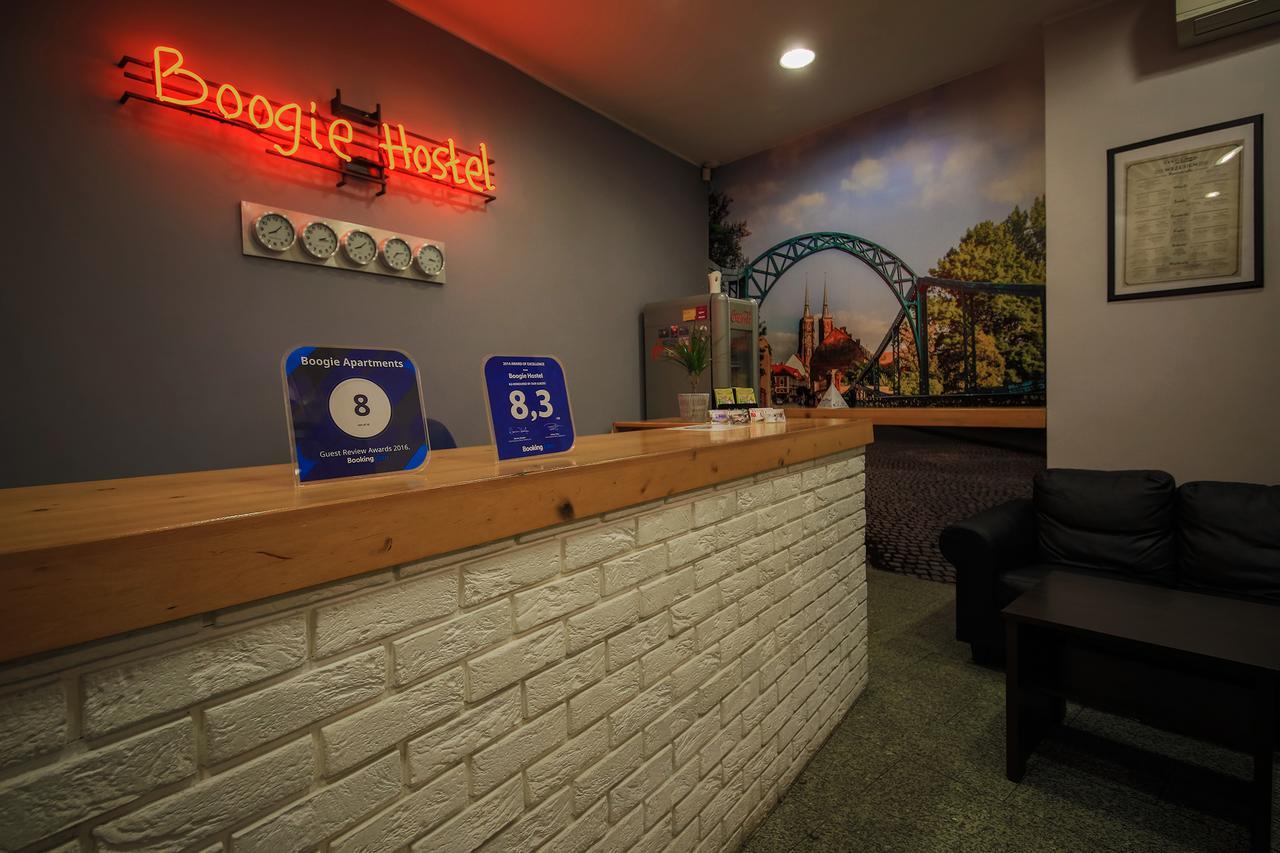 Glow Hostel Вроцлав Экстерьер фото